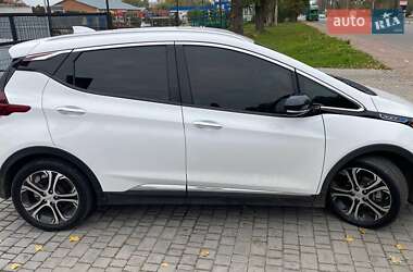 Хэтчбек Chevrolet Bolt EV 2020 в 