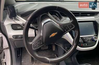 Хэтчбек Chevrolet Bolt EV 2020 в 
