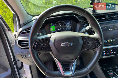 Хэтчбек Chevrolet Bolt EV 2022 в 