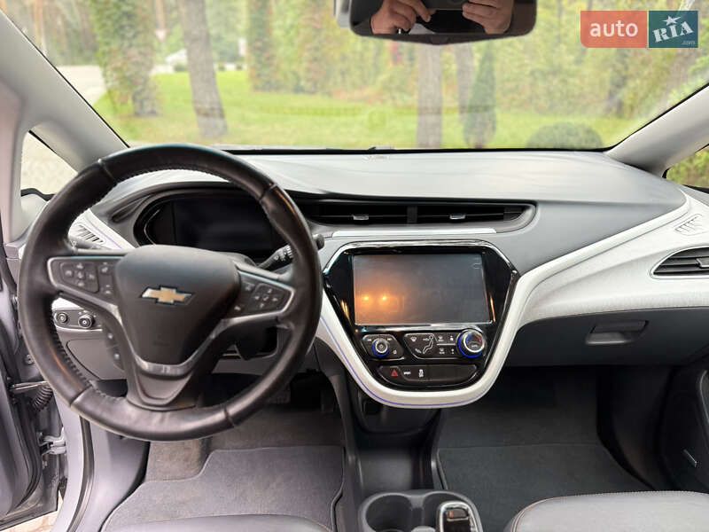 Хетчбек Chevrolet Bolt EV 2019 в Львові фото 10 Хетчбек Chevrolet Bolt EV 2019 в Львові