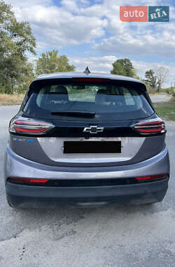 Хетчбек Chevrolet Bolt EV 2023 в  фото 7 Хетчбек Chevrolet Bolt EV 2023 в