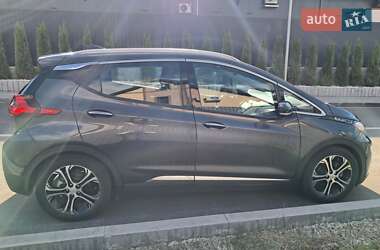 Хетчбек Chevrolet Bolt EV 2017 в 