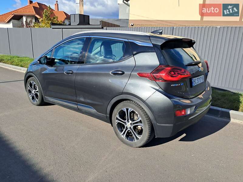 Хэтчбек Chevrolet Bolt EV 2017 в Львове фото 5 Хэтчбек Chevrolet Bolt EV 2017 в Львове