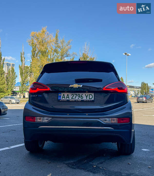 Хэтчбек Chevrolet Bolt EV 2020 в Киеве фото 6 Хэтчбек Chevrolet Bolt EV 2020 в Киеве