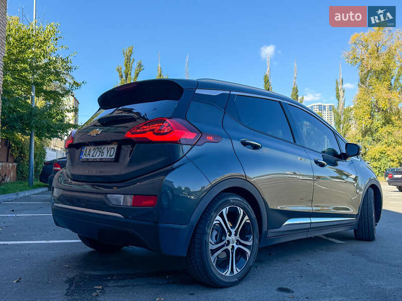 Хэтчбек Chevrolet Bolt EV 2020 в Киеве фото 5 Хэтчбек Chevrolet Bolt EV 2020 в Киеве