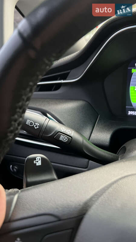 Хэтчбек Chevrolet Bolt EV 2023 в Запорожье фото 12 Хэтчбек Chevrolet Bolt EV 2023 в Запорожье