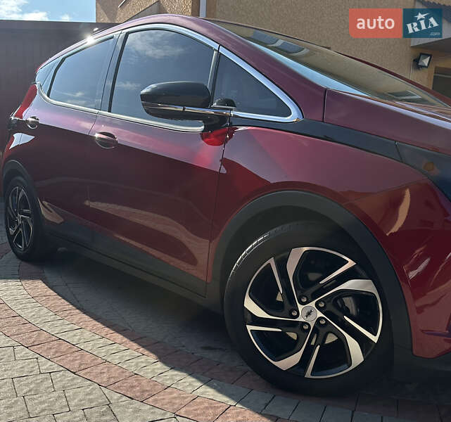 Хэтчбек Chevrolet Bolt EV 2022 в Тернополе