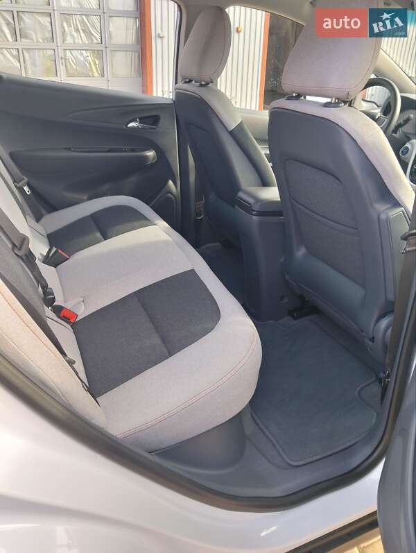 Хетчбек Chevrolet Bolt EV 2016 в Костопілі