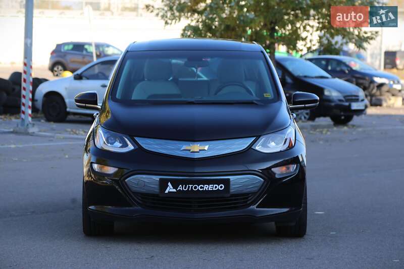 Хэтчбек Chevrolet Bolt EV 2018 в Киеве