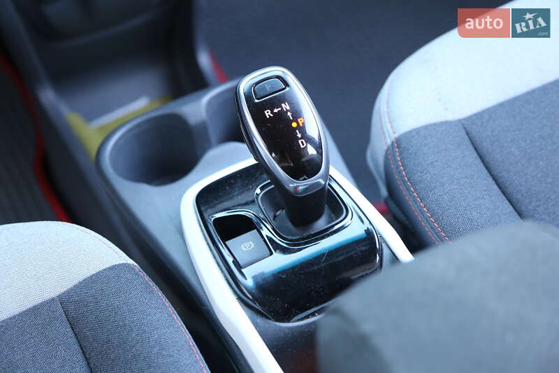 Хэтчбек Chevrolet Bolt EV 2018 в Киеве