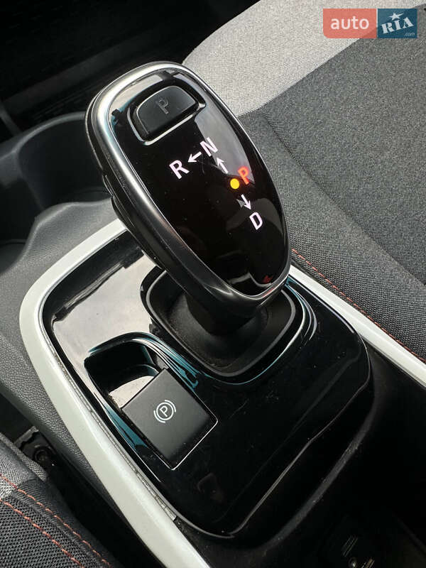 Хетчбек Chevrolet Bolt EV 2018 в Білогородці фото 20 Хетчбек Chevrolet Bolt EV 2018 в Білогородці