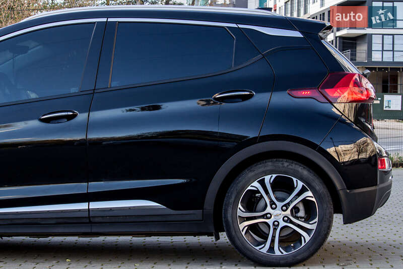 Хэтчбек Chevrolet Bolt EV 2020 в Львове