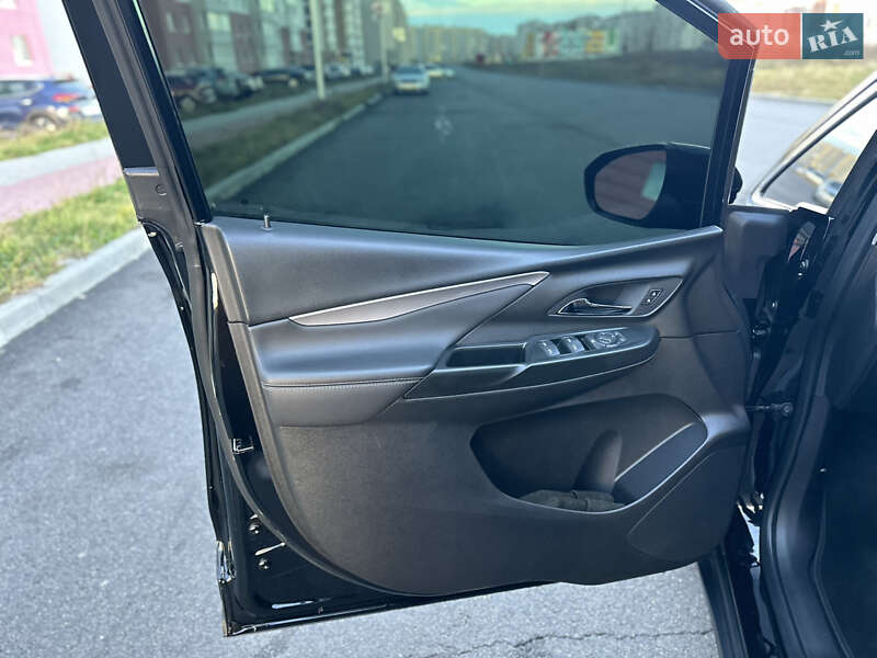 Хэтчбек Chevrolet Bolt EV 2023 в Виннице фото 46 Хэтчбек Chevrolet Bolt EV 2023 в Виннице