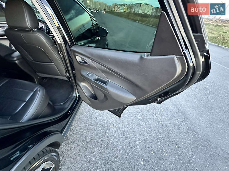 Хэтчбек Chevrolet Bolt EV 2023 в Виннице фото 74 Хэтчбек Chevrolet Bolt EV 2023 в Виннице