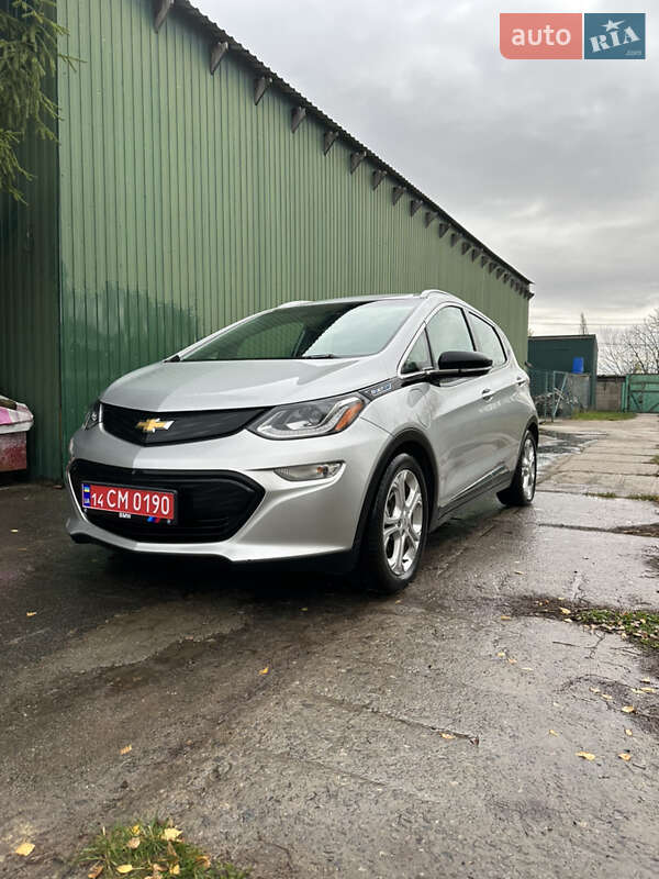 Хэтчбек Chevrolet Bolt EV 2018 в Киеве фото 4 Хэтчбек Chevrolet Bolt EV 2018 в Киеве