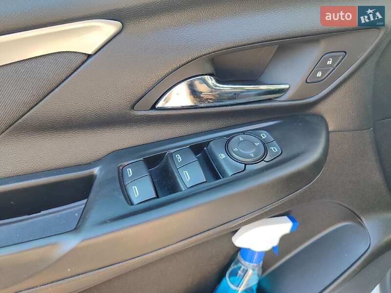 Хэтчбек Chevrolet Bolt EV 2023 в Ровно фото 14 Хэтчбек Chevrolet Bolt EV 2023 в Ровно