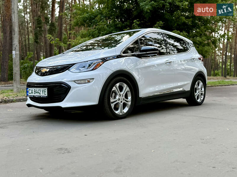 Хэтчбек Chevrolet Bolt EV 2021 в Черкассах фото 35 Хэтчбек Chevrolet Bolt EV 2021 в Черкассах