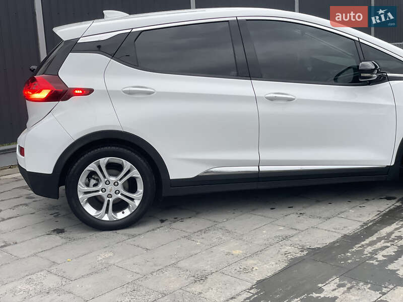 Хэтчбек Chevrolet Bolt EV 2021 в Львове фото 10 Хэтчбек Chevrolet Bolt EV 2021 в Львове