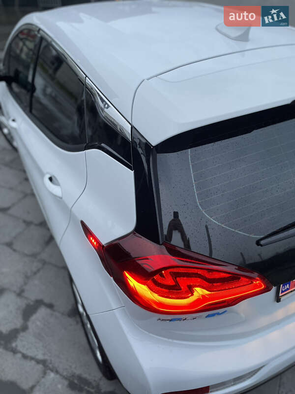 Хэтчбек Chevrolet Bolt EV 2021 в Львове фото 15 Хэтчбек Chevrolet Bolt EV 2021 в Львове