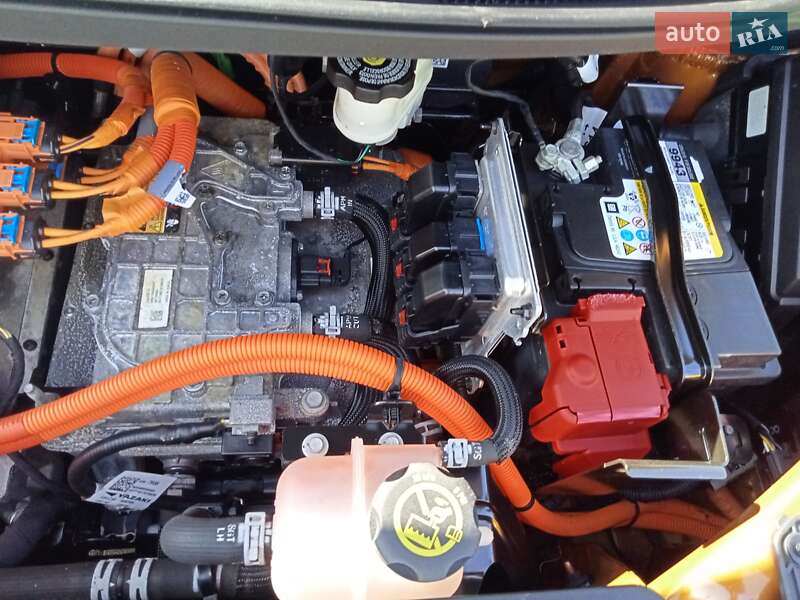 Хэтчбек Chevrolet Bolt EV 2017 в Ужгороде