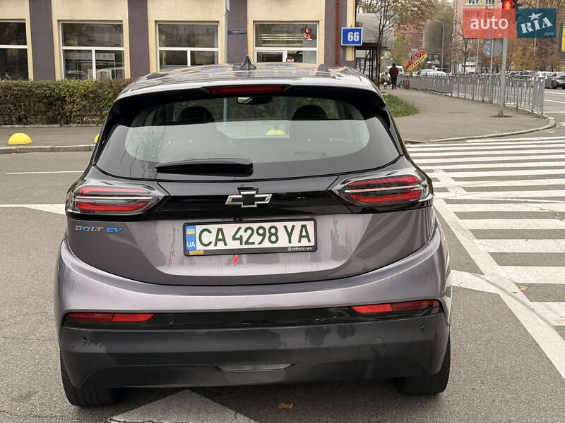 Хэтчбек Chevrolet Bolt EV 2023 в Киеве фото 7 Хэтчбек Chevrolet Bolt EV 2023 в Киеве