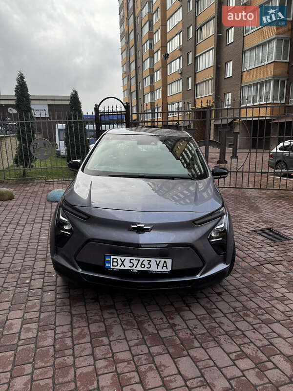 Хетчбек Chevrolet Bolt EV 2023 в Хмельницькому фото 2 Хетчбек Chevrolet Bolt EV 2023 в Хмельницькому