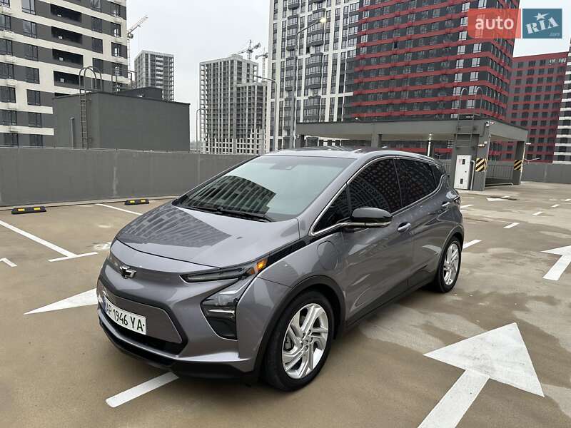 Хэтчбек Chevrolet Bolt EV 2022 в Киеве фото 2 Хэтчбек Chevrolet Bolt EV 2022 в Киеве