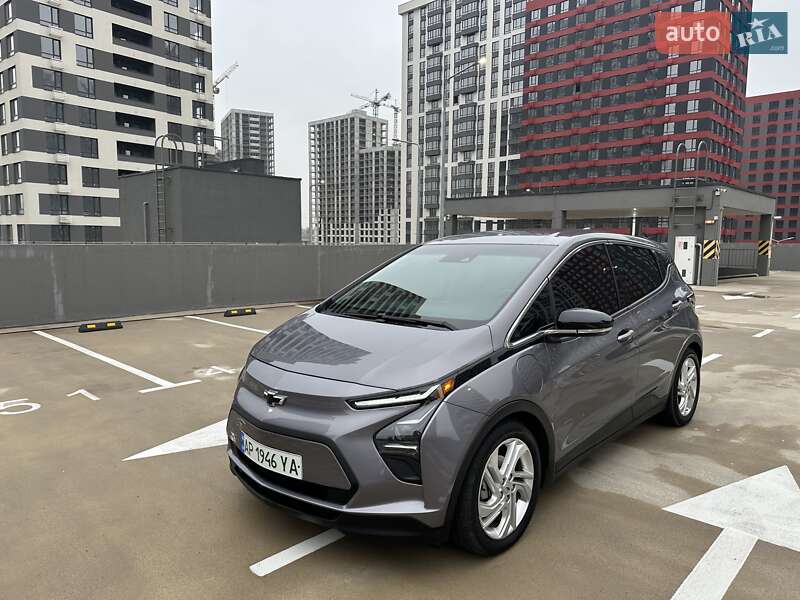 Хэтчбек Chevrolet Bolt EV 2022 в Киеве фото 19 Хэтчбек Chevrolet Bolt EV 2022 в Киеве