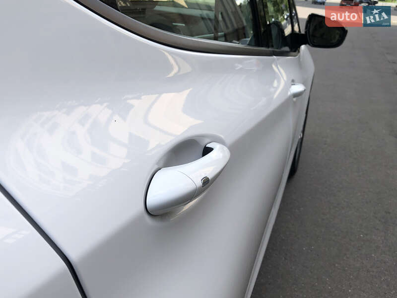 Хетчбек Chevrolet Bolt EV 2017 в Харкові