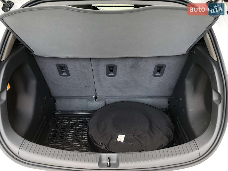 Хетчбек Chevrolet Bolt EV 2017 в Харкові