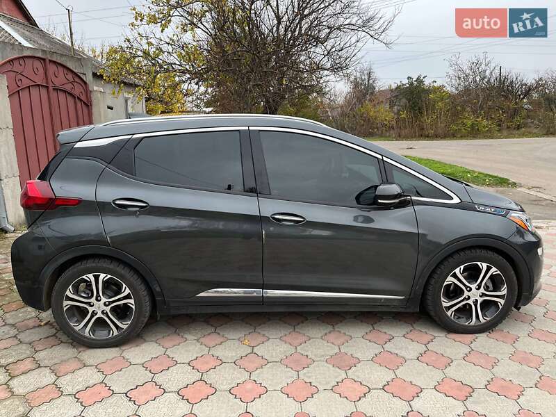Хэтчбек Chevrolet Bolt EV 2017 в Херсоне