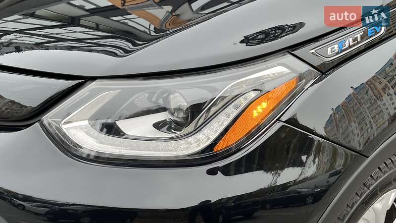 Хетчбек Chevrolet Bolt EV 2018 в Вишневому