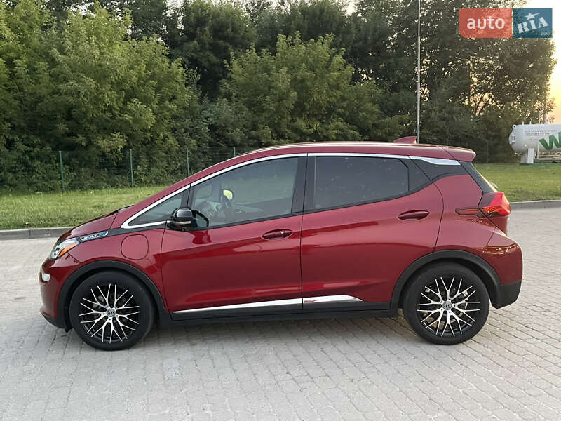 Хетчбек Chevrolet Bolt EV 2020 в Радивиліві