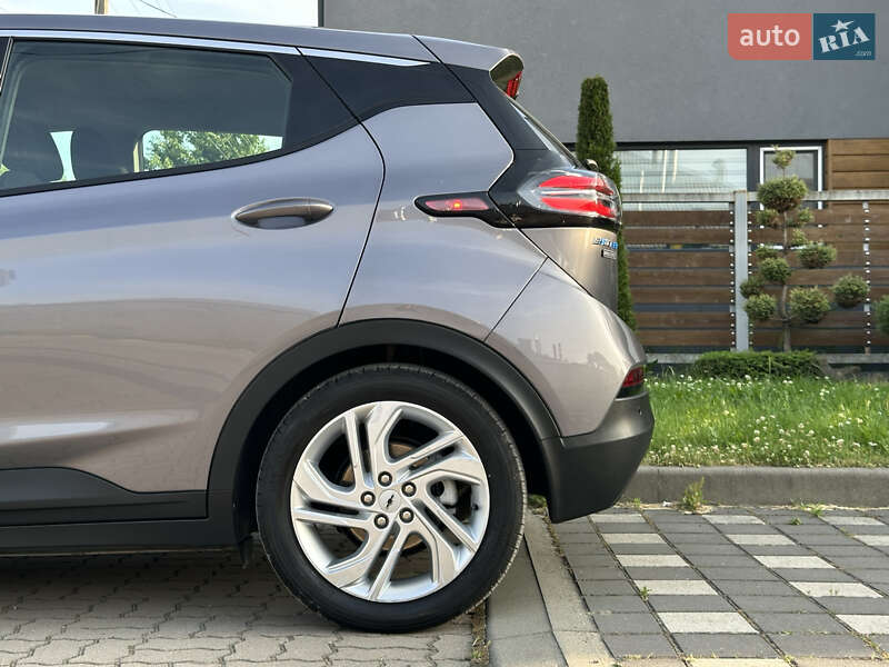 Хэтчбек Chevrolet Bolt EV 2023 в Стрые