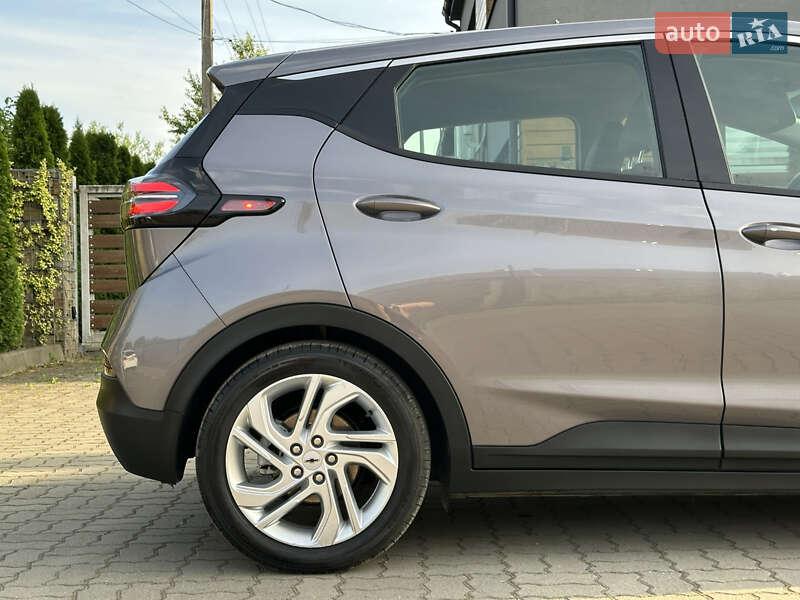 Хэтчбек Chevrolet Bolt EV 2023 в Стрые