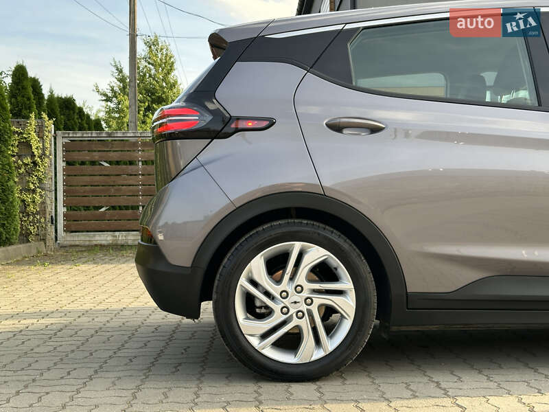 Хэтчбек Chevrolet Bolt EV 2023 в Стрые