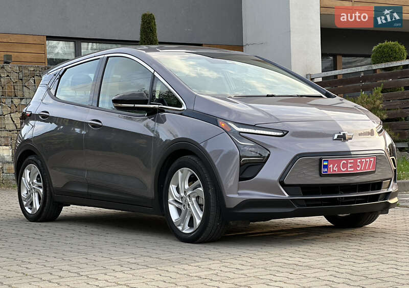Хэтчбек Chevrolet Bolt EV 2023 в Стрые