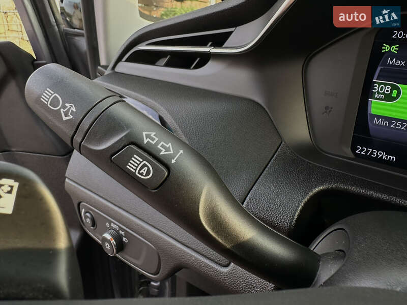 Хэтчбек Chevrolet Bolt EV 2023 в Стрые