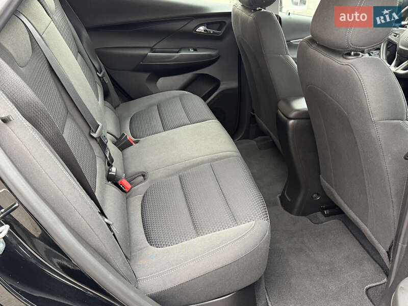 Хетчбек Chevrolet Bolt EV 2023 в Києві