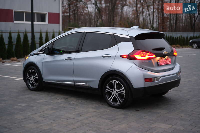 Хэтчбек Chevrolet Bolt EV 2017 в Луцке фото 7 Хэтчбек Chevrolet Bolt EV 2017 в Луцке