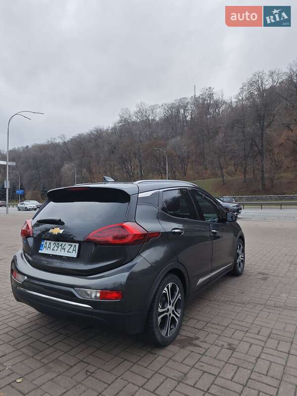 Хетчбек Chevrolet Bolt EV 2017 в Києві фото 4 Хетчбек Chevrolet Bolt EV 2017 в Києві