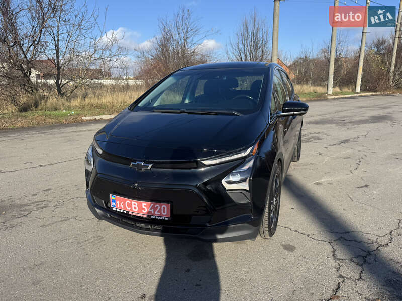 Хэтчбек Chevrolet Bolt EV 2023 в Полтаве фото 2 Хэтчбек Chevrolet Bolt EV 2023 в Полтаве