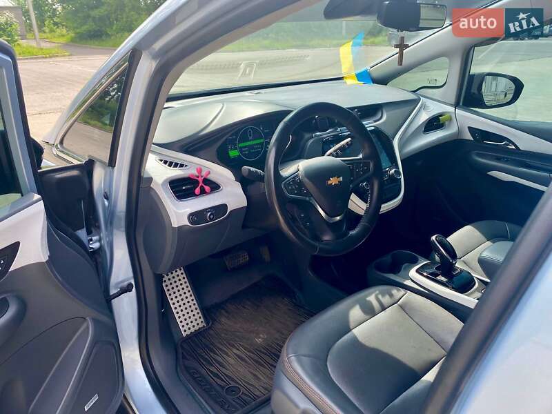 Хетчбек Chevrolet Bolt EV 2017 в Києві