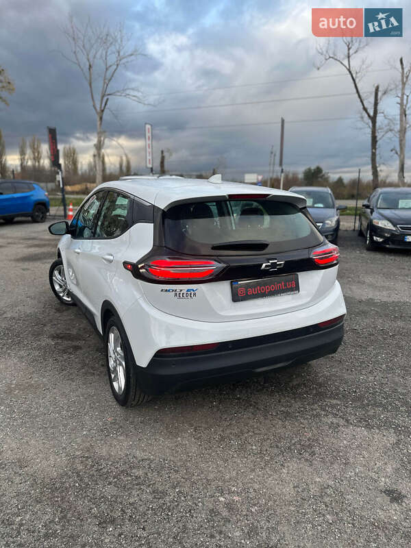 Хэтчбек Chevrolet Bolt EV 2022 в Белогородке фото 11 Хэтчбек Chevrolet Bolt EV 2022 в Белогородке