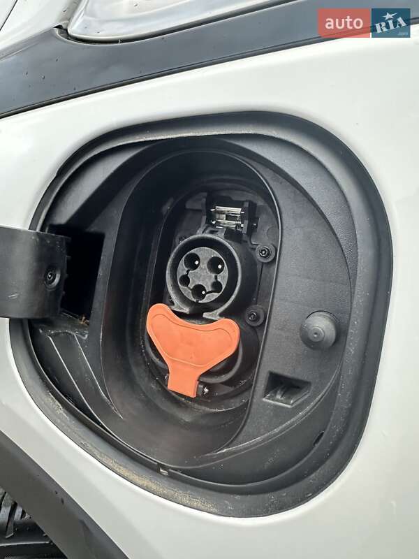 Хэтчбек Chevrolet Bolt EV 2022 в Белогородке фото 23 Хэтчбек Chevrolet Bolt EV 2022 в Белогородке