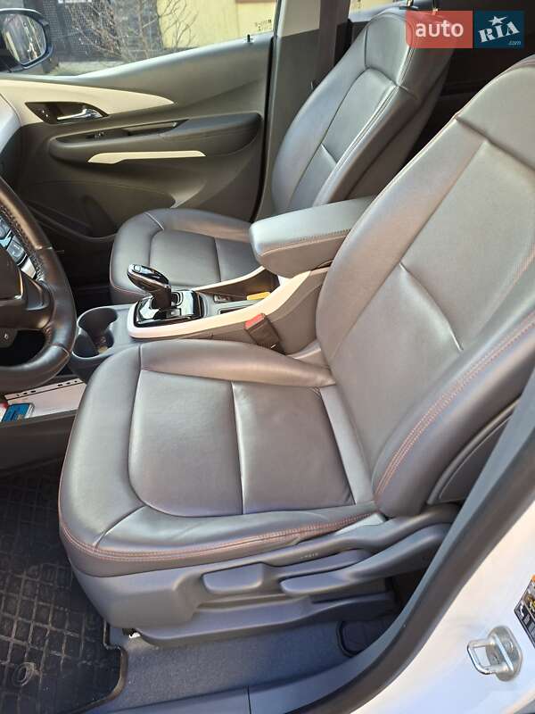 Хетчбек Chevrolet Bolt EV 2017 в Львові