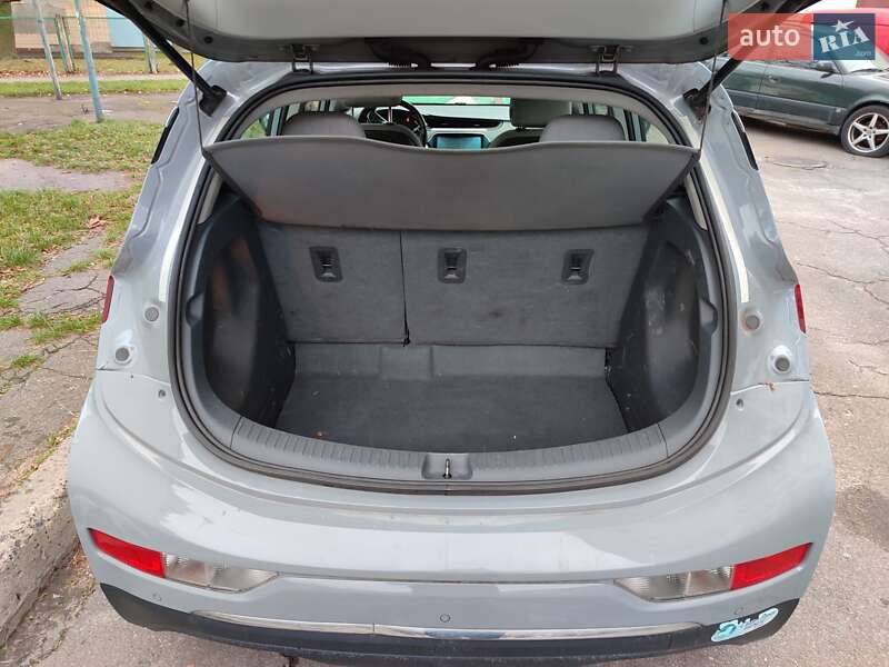 Хетчбек Chevrolet Bolt EV 2018 в Києві