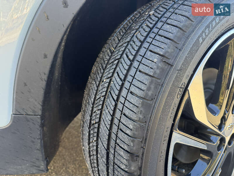 Хэтчбек Chevrolet Bolt EV 2023 в Тернополе