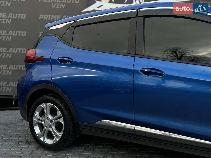 Хэтчбек Chevrolet Bolt EV 2017 в Виннице