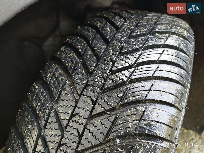 Хетчбек Chevrolet Bolt EV 2018 в Костопілі